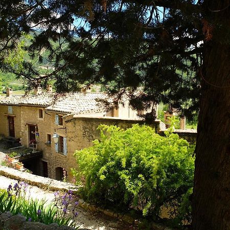 Chambres d'hôtes de l'Abbaye Montbrun-les-Bains Exterior foto